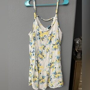 Torrid white dress with flowers size 3